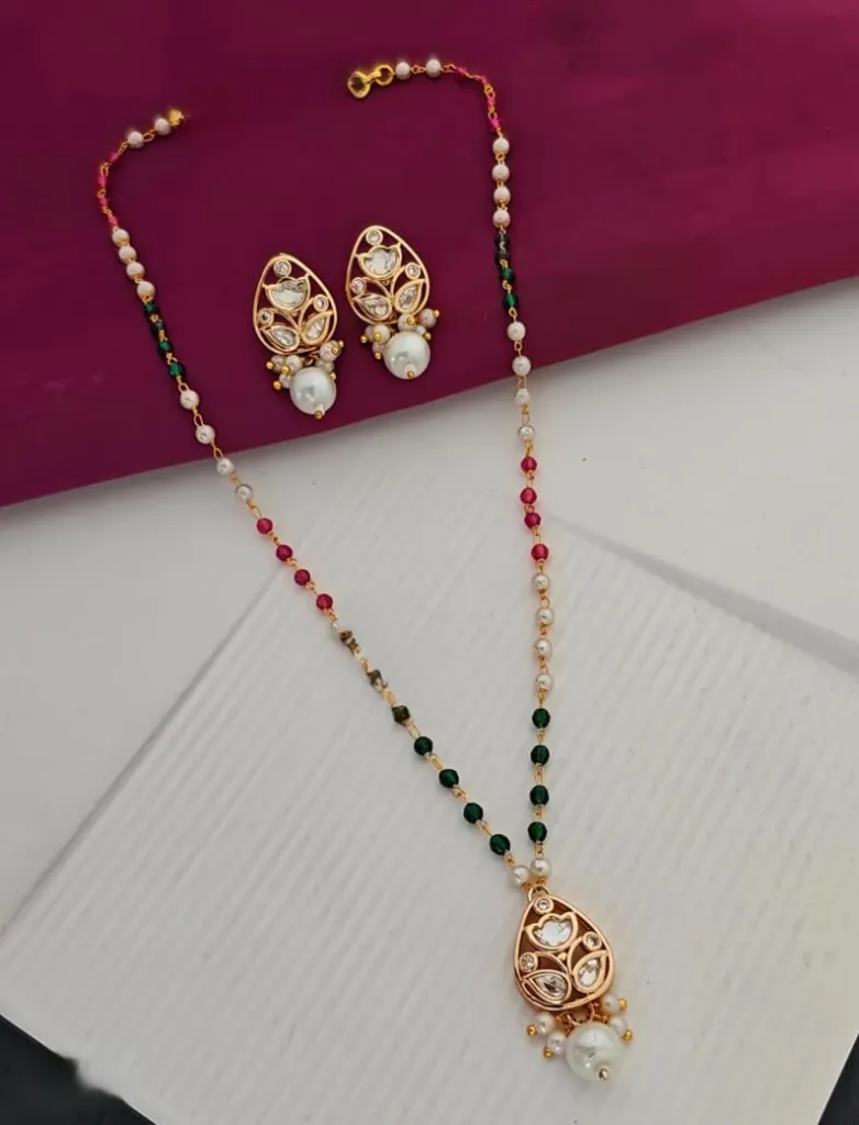 Royal Tulip Polki Pendant Set 03092 (1).webp